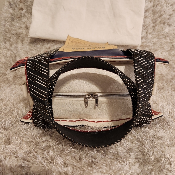 AUTHENTIC BALENCIAGA Scaffold Leather Tote Bag, Multi - Picture 4 of 16